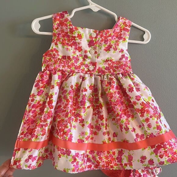 Baby Girl’s New with tags spring summer dress and sweater set size 9 months - Picture 14 of 15